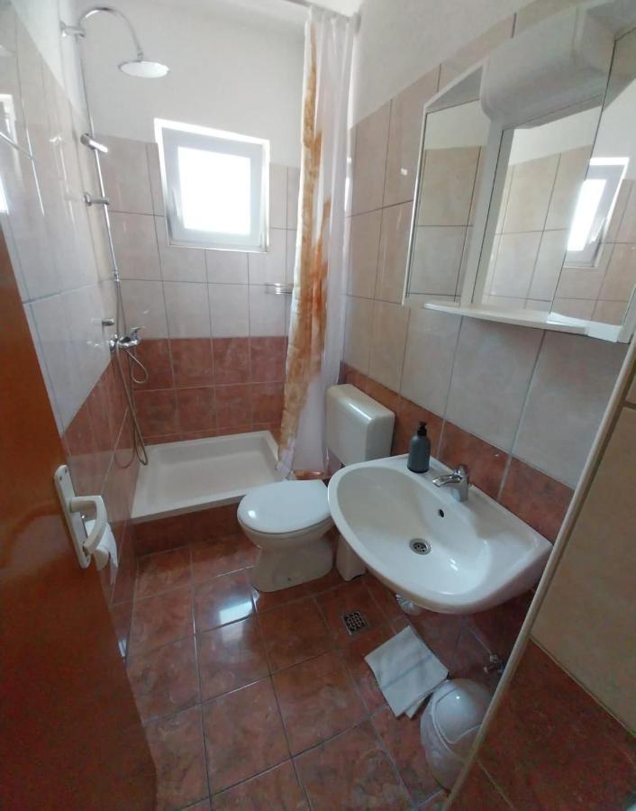 Studio Apartmani Ravlic Makarska Ngoại thất bức ảnh