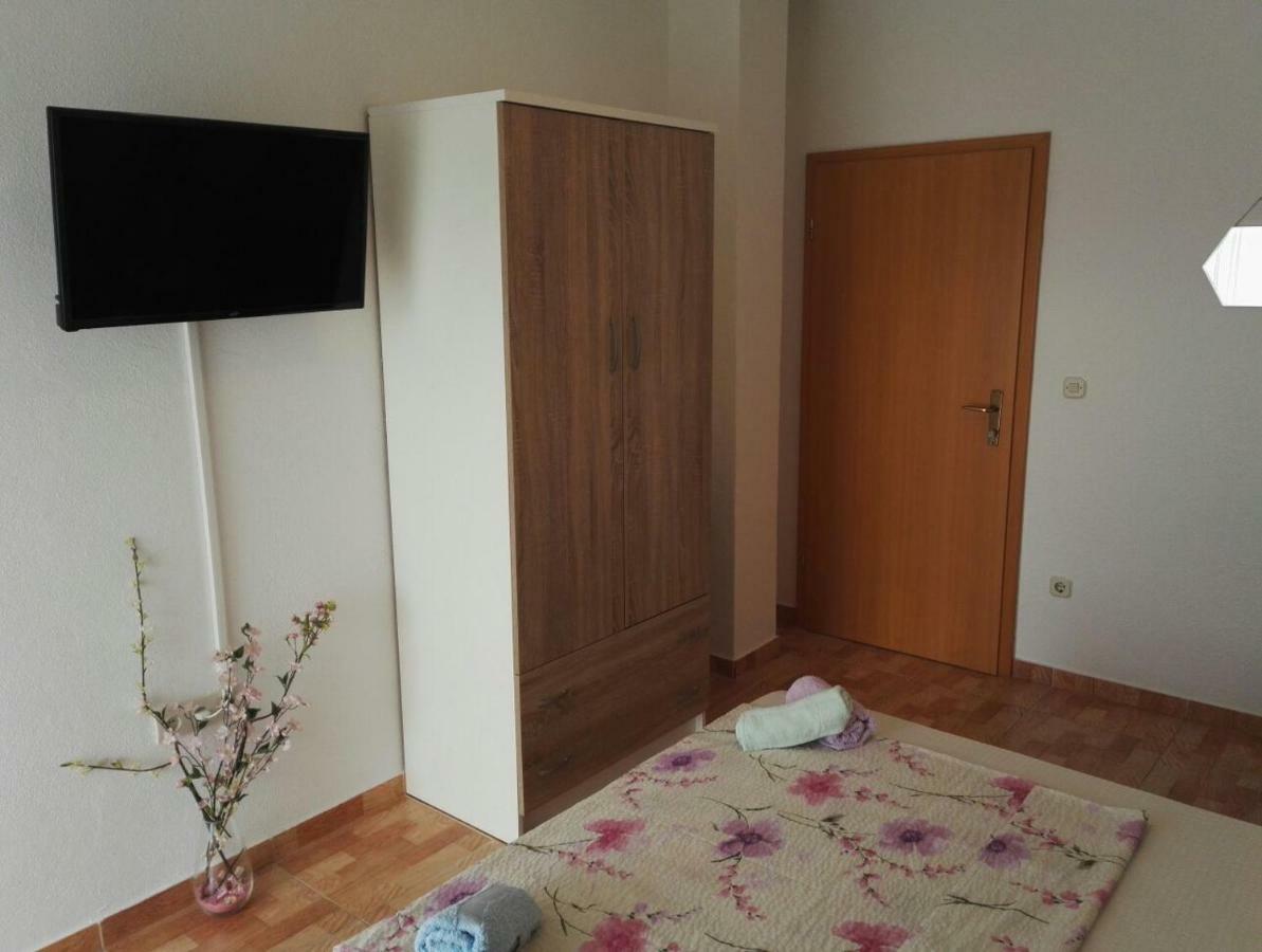 Studio Apartmani Ravlic Makarska Ngoại thất bức ảnh
